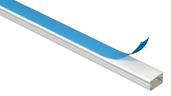 Canaleta com fita adesiva 20x10x2000mm fame